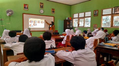 Galeri foto guru kartun audio jernih kekuatan inti terjaga Gigih terus coba login — akses sekarang di di halaman komunitas